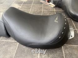 1997-2007 Road king solo and passenger pad seat OEM Harley