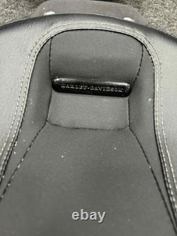(52) Genuine Harley Davidson Breakout Main Seat & Pillion Passenger Seat