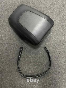 (52) Genuine Harley Davidson Fat Boy Pillion Passenger Seat 52400160