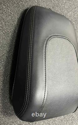 (52) Genuine Harley Davidson Fat Boy Pillion Passenger Seat 52400160