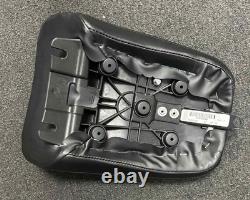 (52) Genuine Harley Davidson Fat Boy Pillion Passenger Seat 52400160