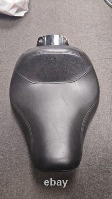 (60) Harley Davidson riders seat 83148363