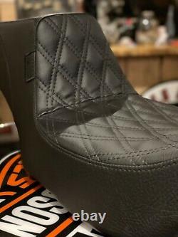 Dynamite Crew Harley Davidson FLH TOURING Seat