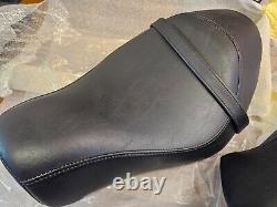 Fits HARLEY DAVIDSON XL 883 SPORTSER 2007 SEAT FRONT AND REAR DUAL GOOD COND