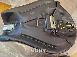 Fits HARLEY DAVIDSON XL 883 SPORTSER 2007 SEAT FRONT AND REAR DUAL GOOD COND