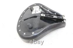 Front Seat Harley Davidson Sportster XL Custom 1200 (2003 2004)
