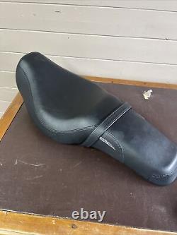 GENUINE HARLEY DAVIDSON SEAT RIDERS AND PILLION P/N 92/61 0067 Sportster XL 883