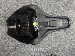 Genuine Harley Davidson Badlander Low Profile 2 Up saddle For'00-'05 FLSTF