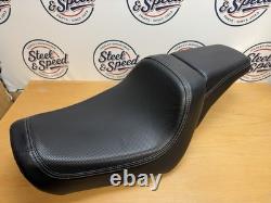 Genuine Harley-Davidson Dyna FXDF Fat Bob SEAT Two-up Dual 52000117