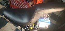 Genuine Harley Davidson Dyns Badlander 2 Up Rider Passenger Seat Rdw-92/61-0067