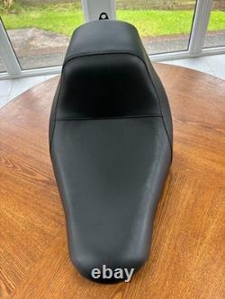 Genuine Harley Davidson Lowrider S/ST Solo Seat OEM 52000496