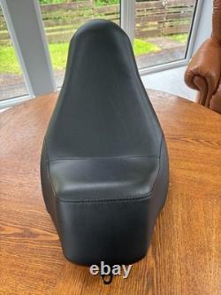 Genuine Harley Davidson Lowrider S/ST Solo Seat OEM 52000496