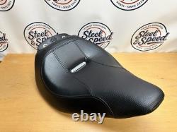 Genuine Harley-Davidson Softail Breakout FXSB SOLO SEAT RIDER SEAT 52000096