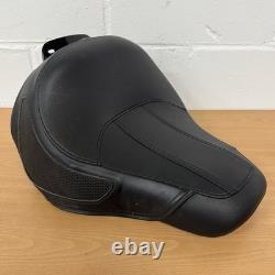 Genuine Harley Davidson Softail Deluxe FLDE Front Rider Seat 2018-2021 R4R1-325