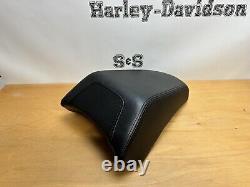 Genuine Harley-Davidson Softail Fat Boy TwinCam PASSENGER PILLION SEAT 51874-10A