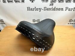 Genuine Harley-Davidson Softail Solo Seat Rider SEAT Milwaukee-Eight 52000271