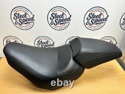 Genuine Harley-Davidson Softail SportGlide Two-up Dual SEAT 52000357