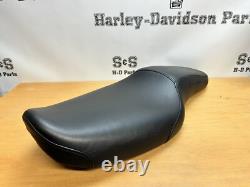 Genuine Harley-Davidson Sportster XL Badlander SEAT Dual Two-up 52136-98