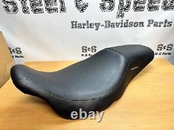 Genuine Harley-Davidson Touring Badlander Two-up SEAT 52067-08A