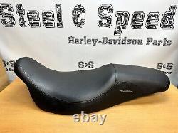 Genuine Harley-Davidson Touring Badlander Two-up SEAT 52067-08A