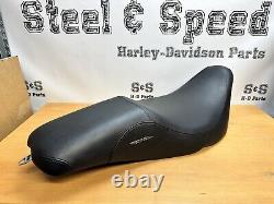 Genuine Harley-Davidson Touring Badlander Two-up SEAT 52067-08A