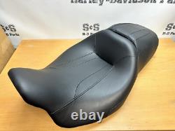 Genuine Harley-Davidson Touring DUAL SEAT Low Profile 52000142