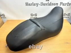 Genuine Harley-Davidson Touring DUAL SEAT Low Profile 52000142