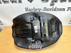 Genuine Harley-Davidson Touring Road / Street Glide ST Solo SEAT 52000634