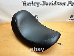 Genuine Harley-Davidson V-Rod RIDER SOLE SEAT 52383-01