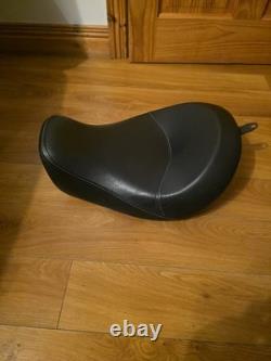 Genuine Harley Davidson fxwg Seat