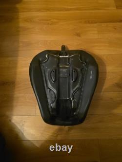 Genuine Harley Davidson fxwg Seat