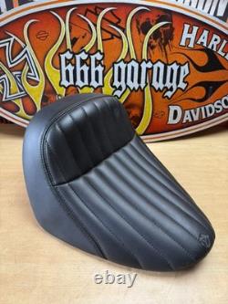 Genuine Harley Davidson seat FXBB Street Bob / softail slim / FXST 52000264