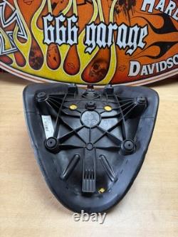 Genuine Harley Davidson seat FXBB Street Bob / softail slim / FXST 52000264