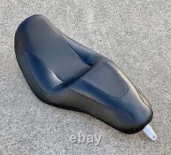 Genuine Harley-davidson Motorcycle Seat Rdw-92/61-0067