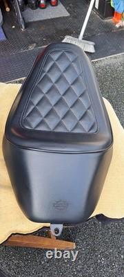 Great Condition Harley-Davidson Sportster Iron 1200 Oem Seat