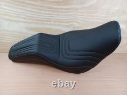HARLEY 18-later FLSB, FXLR, FXLRS, FXLRST Switchback Seat U Stitch