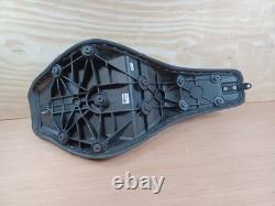 HARLEY 18-later FLSB, FXLR, FXLRS, FXLRST Switchback Seat U Stitch