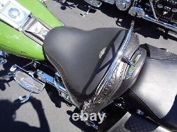 HARLEY DAVIDSON 100th ANNIVERSARY HERITAGE SPRINGER SEAT FLSTS