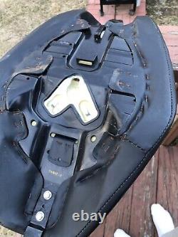 HARLEY DAVIDSON GENUINE SPORTSTER Cafe SOLO SEAT P/N 52000200 Gently Used