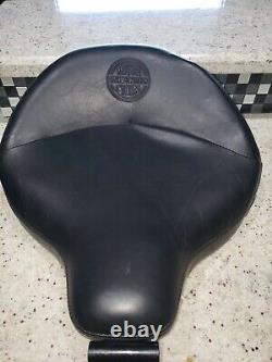 HARLEY DAVIDSON Road King Police Black Motorcycle Solo Seat