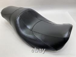 Harley-Davidson 08 FXDB Street Bob Seat Saddle Style