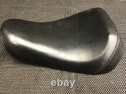 Harley Davidson 2005 Sportster Le Pera Bear Bones Solo Seat 21055 ShF201