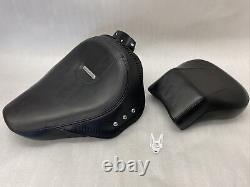 Harley-Davidson 2006-17 Softail Heritage Deluxe Studded Solo Seat & P-Pad B2