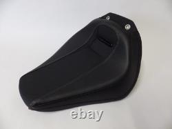 Harley Davidson 2018 Softail Breakout Main Seat 52000426