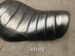 Harley Davidson 2018 Sportster Iron Solo Ribbed Seat P52000195 (17461 ShF5)