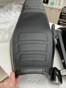 Harley Davidson 2023 Fat Bob Rear Fender And Seat. Black Gloss