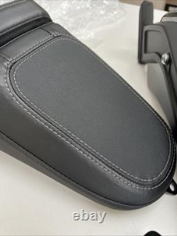 Harley Davidson 2023 Fat Bob Rear Fender And Seat. Black Gloss