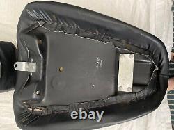 Harley Davidson 883 2002 XLH Set Of Buttonhole Seats