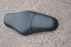 Harley-Davidson 883 XL883R XL883 SPORTSTER DUAL SEAT USED