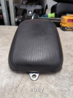 Harley Davidson Breakout Passenger Rear Pillion Seat 2013-20217 FXSB